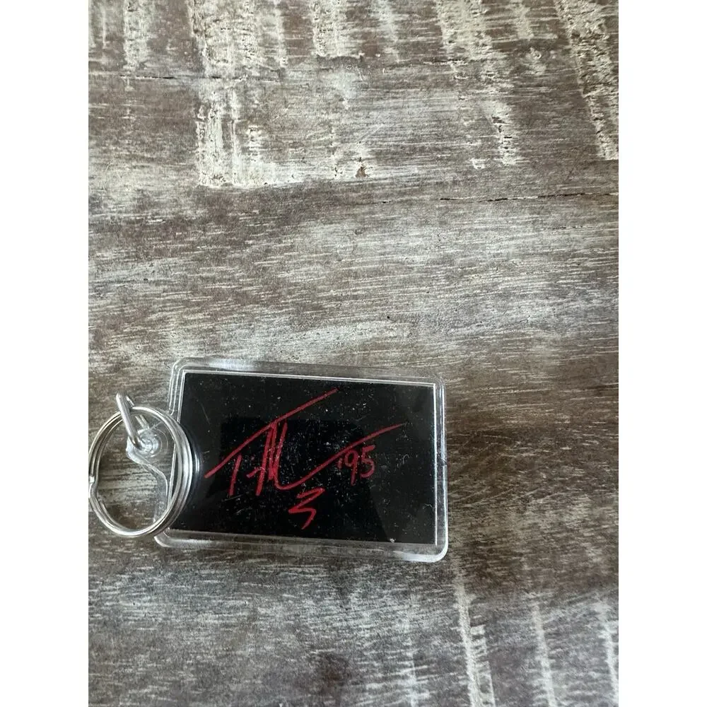Vintage Keychain Tim McGraw ‘95 Key Ring Acrylic Fob Country Music Artist USA